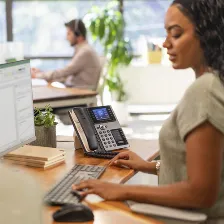 Teléfono Ip Hp Poly Terminal Con Conexión Por Cable, 8 Líneas, Negro