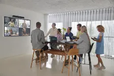 Control Tactil Hp Poly 875k5aa Tc10 / Pantalla De 10.1 Pulgadas Led Touch Para Videoconferencia Certificacion Para Zoom Color Negro
